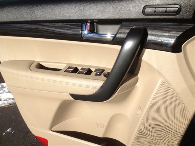 Kia Sorento 2012 photo 5