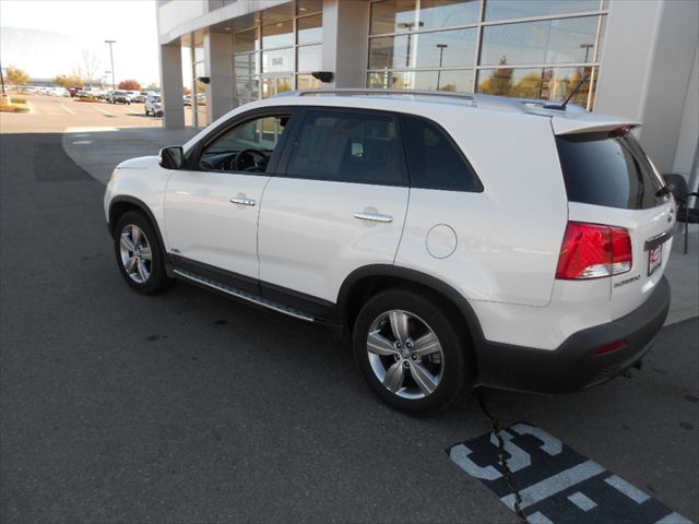 Kia Sorento 2012 photo 2