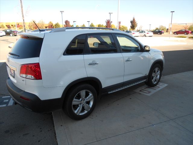 Kia Sorento 2012 photo 3
