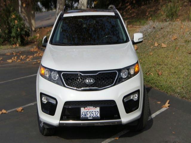 Kia Sorento 2012 photo 1