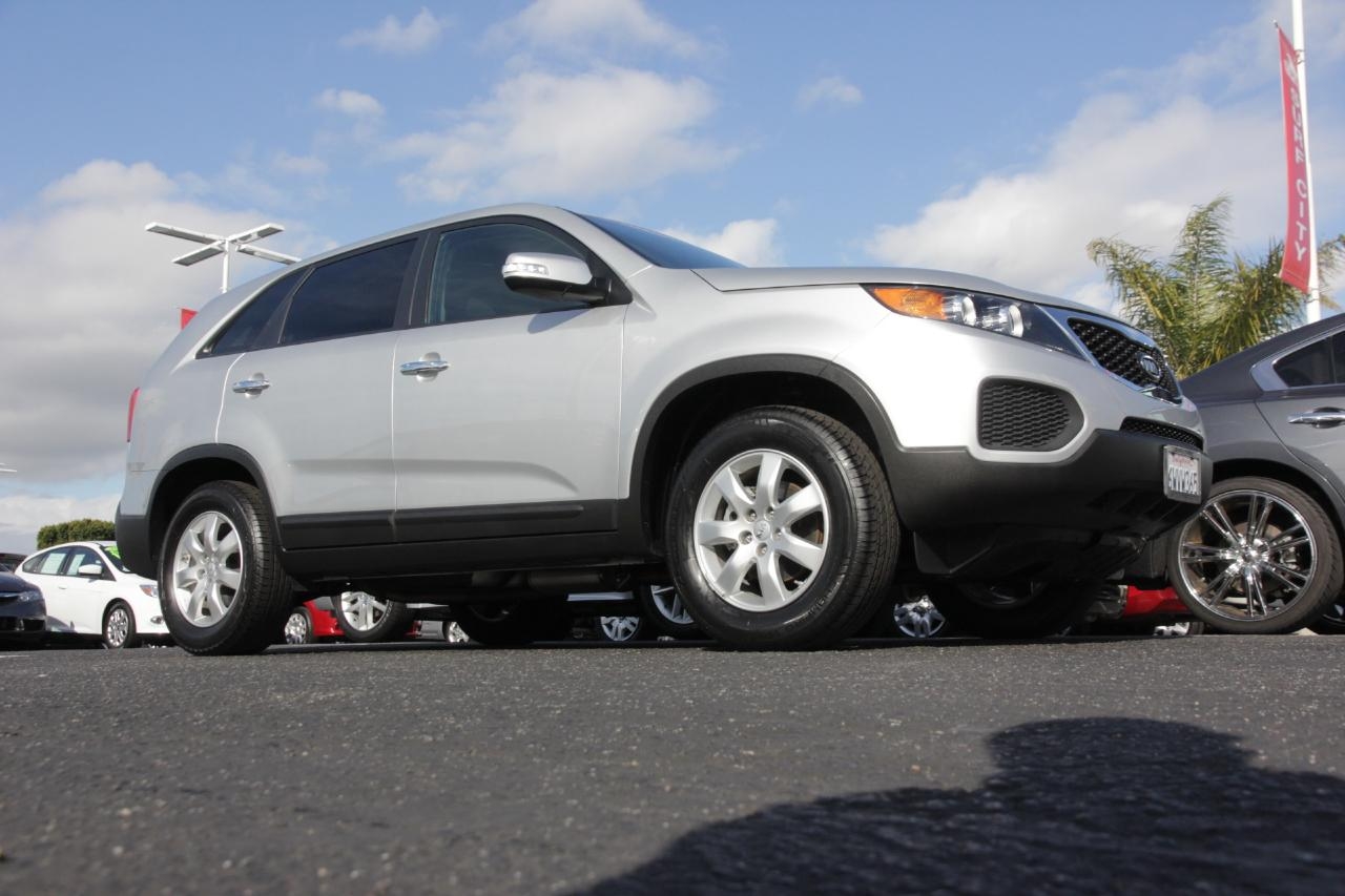 Kia Sorento GL Front-wheel Drive Unspecified