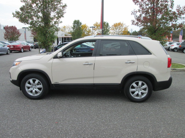 Kia Sorento 2012 photo 1