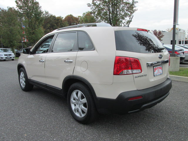 Kia Sorento 2012 photo 2