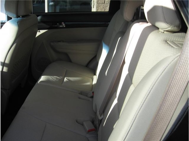 Kia Sorento 2012 photo 4