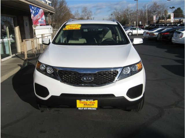Kia Sorento 2012 photo 1