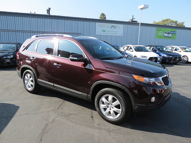 Kia Sorento GL Front-wheel Drive Unspecified