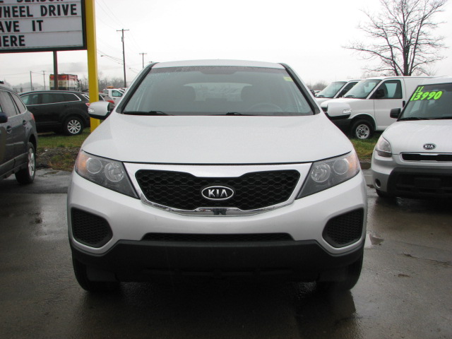 Kia Sorento 2012 photo 2
