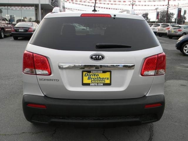 Kia Sorento 2012 photo 5