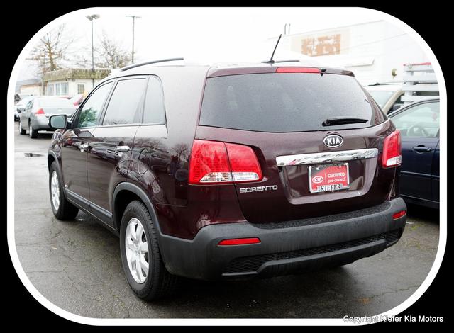 Kia Sorento 2012 photo 2