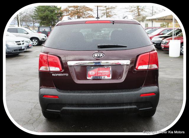 Kia Sorento 2012 photo 3