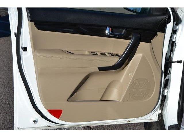 Kia Sorento 2012 photo 3