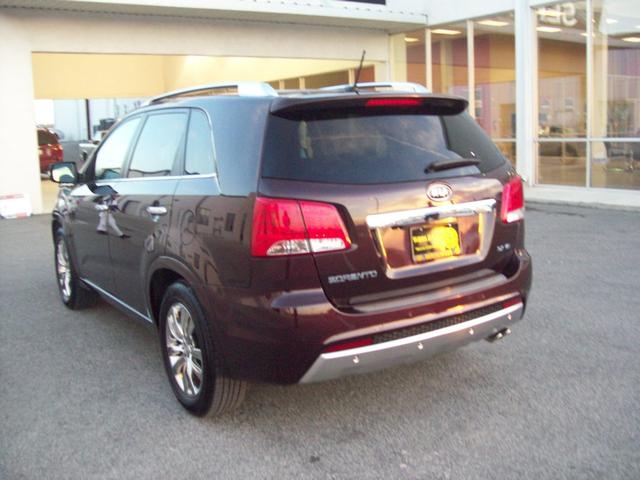 Kia Sorento 2012 photo 1