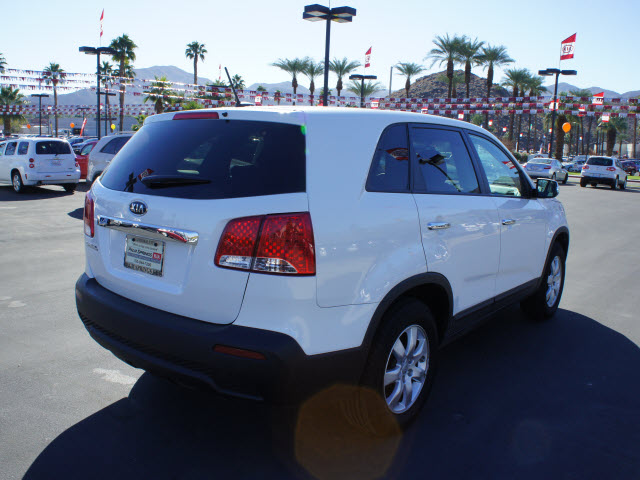 Kia Sorento 2012 photo 5