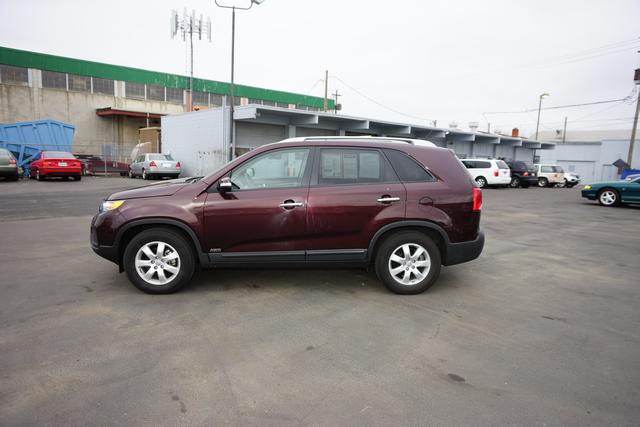 Kia Sorento 2012 photo 1