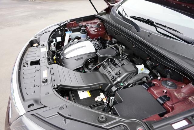 Kia Sorento 2012 photo 4