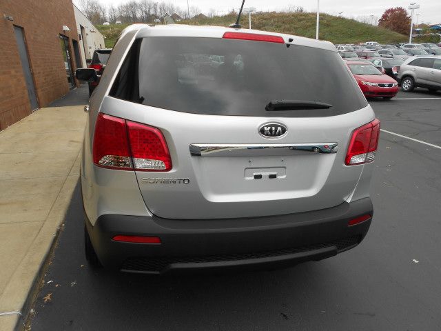Kia Sorento 2012 photo 5