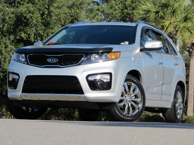 Kia Sorento 2012 photo 1