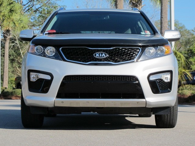 Kia Sorento 2012 photo 2