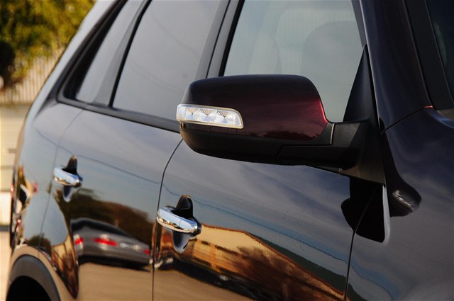 Kia Sorento 2012 photo 4