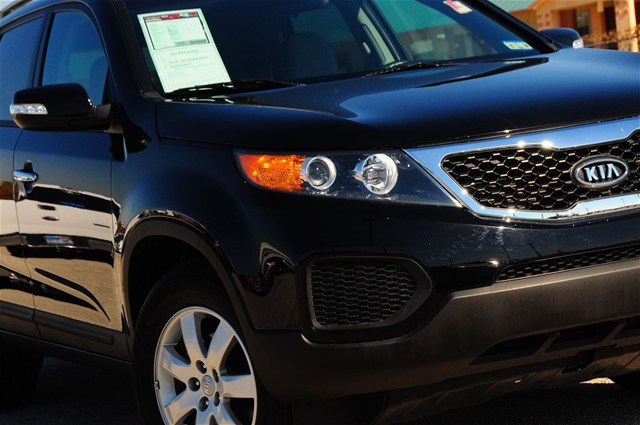Kia Sorento 2012 photo 3