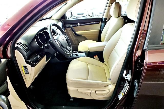Kia Sorento 2012 photo 5