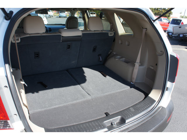 Kia Sorento 2012 photo 4