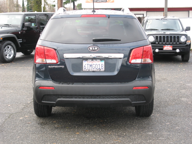 Kia Sorento 2012 photo 5