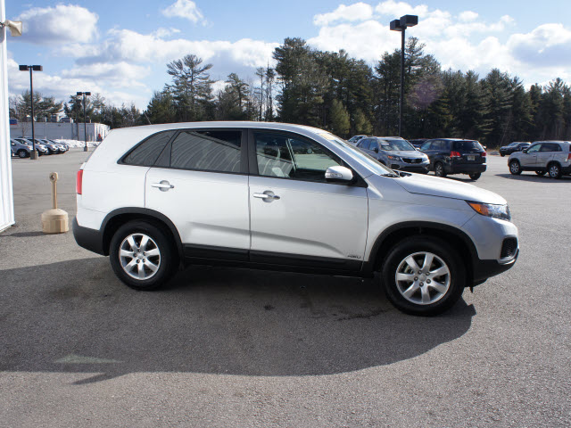 Kia Sorento 2012 photo 3
