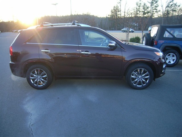 Kia Sorento 2012 photo 3