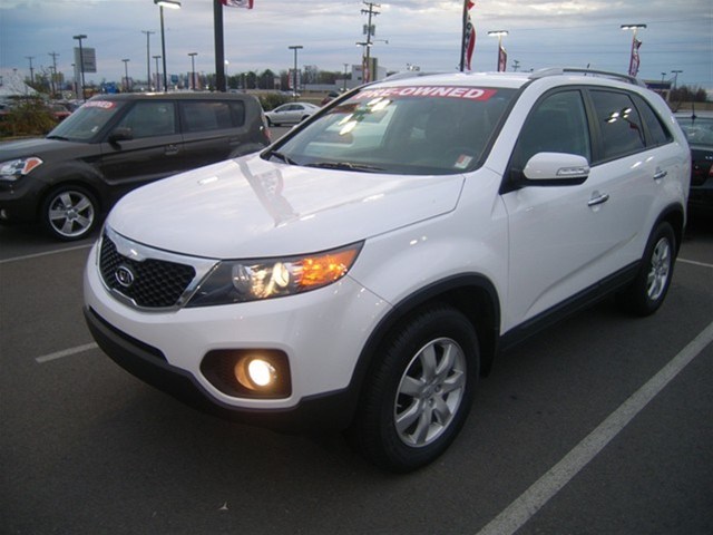 Kia Sorento GL Front-wheel Drive Unspecified