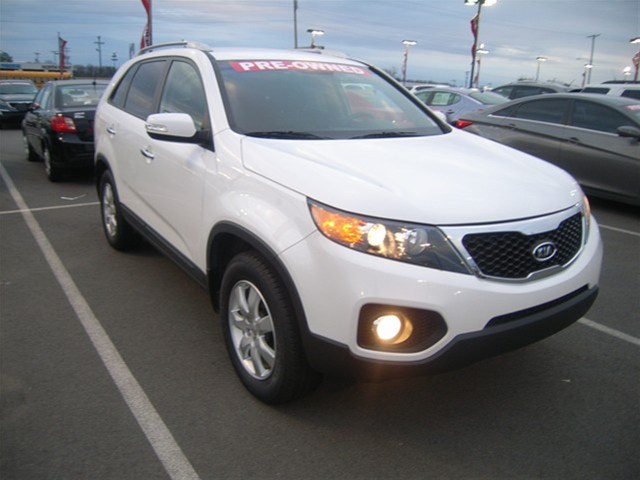 Kia Sorento 2012 photo 2