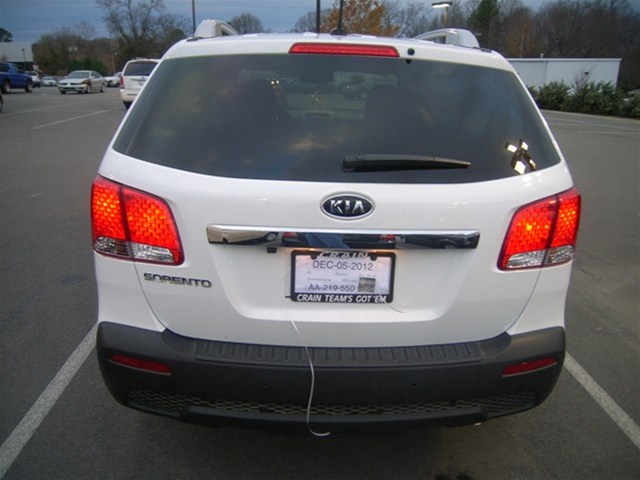 Kia Sorento 2012 photo 5