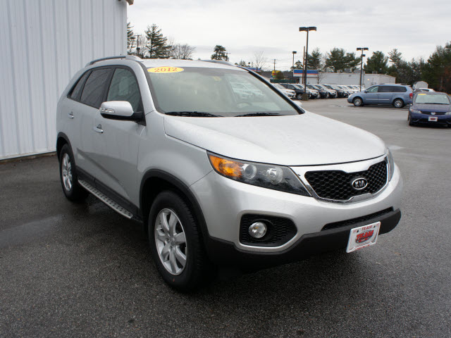 Kia Sorento 2012 photo 2