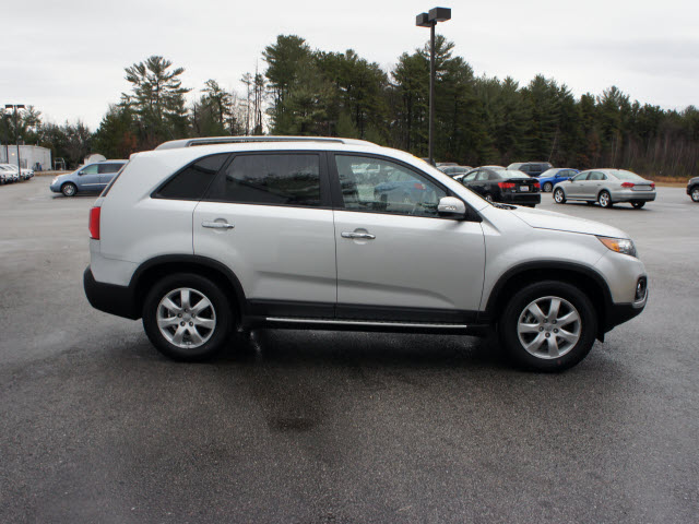 Kia Sorento 2012 photo 3