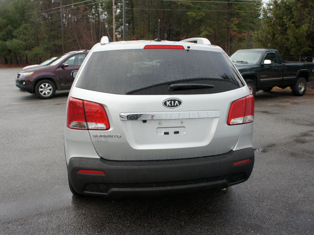 Kia Sorento 2012 photo 5