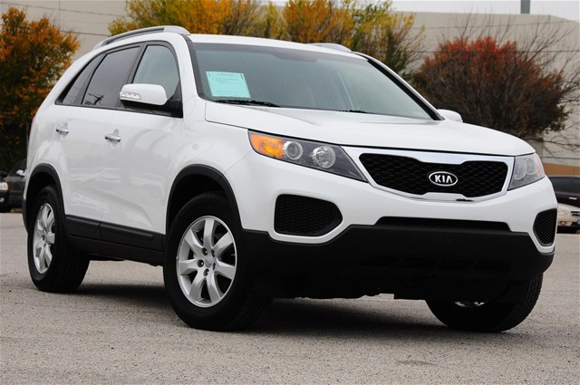 Kia Sorento 2012 photo 2