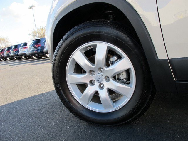 Kia Sorento 2012 photo 4