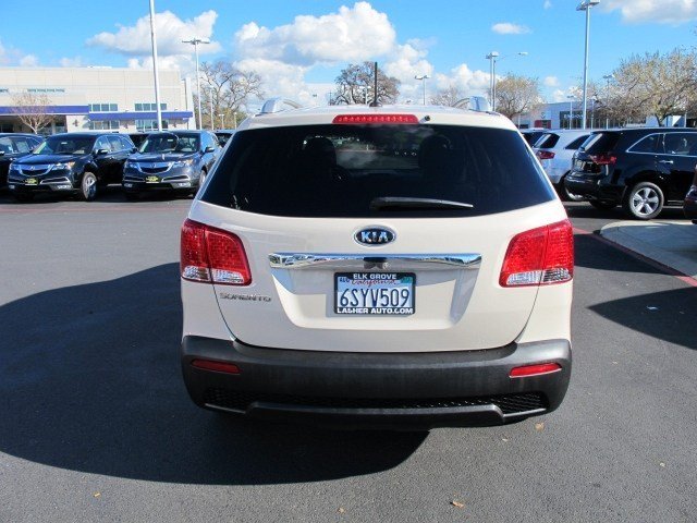 Kia Sorento 2012 photo 2