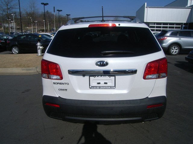Kia Sorento 2012 photo 5