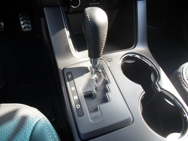 Kia Sorento 2012 photo 2