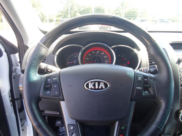 Kia Sorento 2012 photo 3
