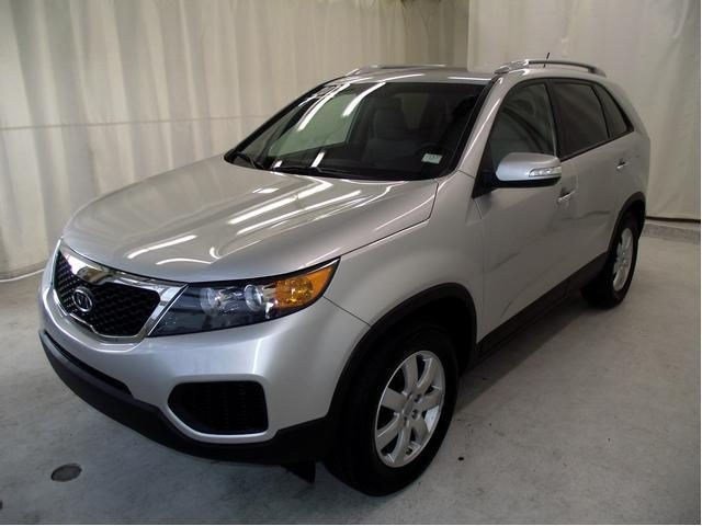 Kia Sorento 2012 photo 2