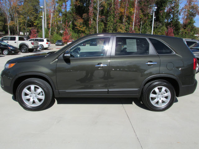 Kia Sorento 2012 photo 1