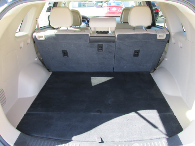 Kia Sorento 2012 photo 4