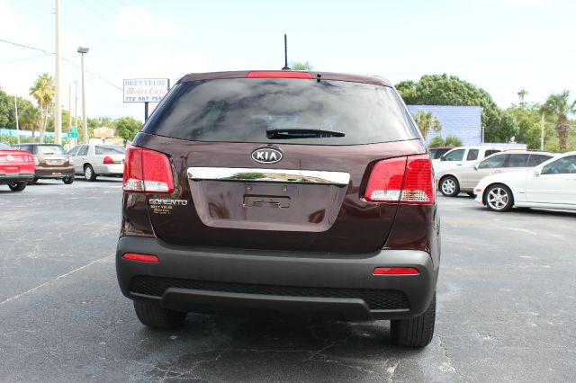 Kia Sorento 2012 photo 12