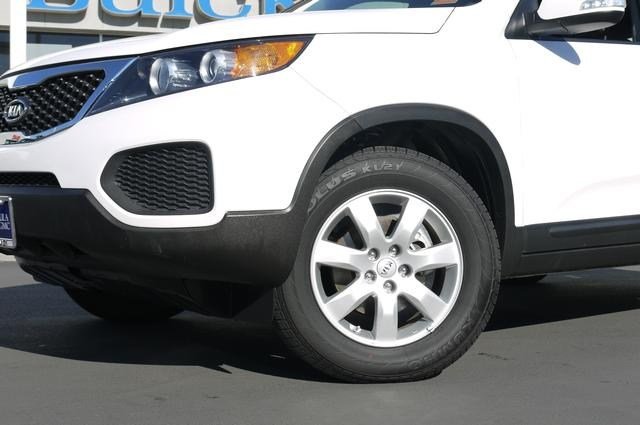 Kia Sorento 2012 photo 1