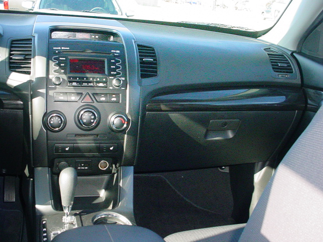 Kia Sorento 2012 photo 5