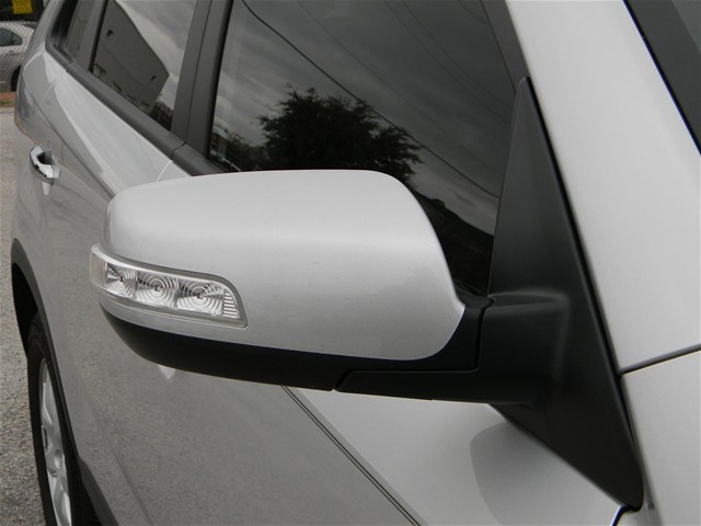 Kia Sorento 2012 photo 3