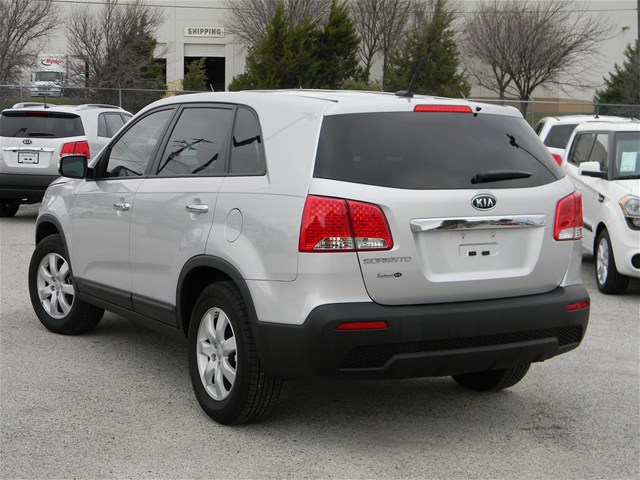 Kia Sorento 2012 photo 5