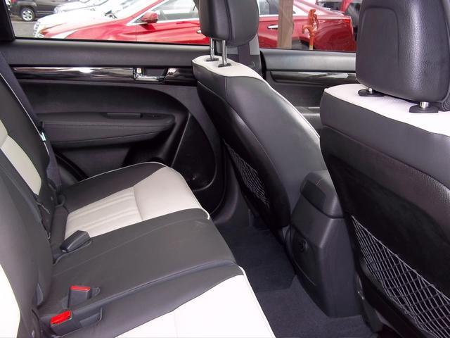 Kia Sorento 2012 photo 27